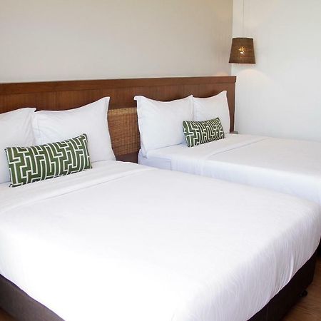 Acea Subic Beach Resort Exterior photo