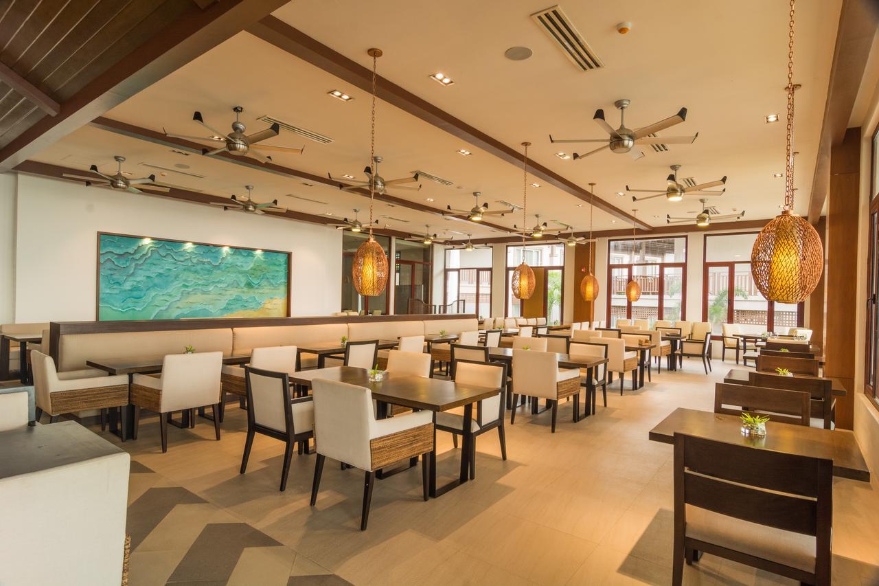 Acea Subic Beach Resort Exterior photo