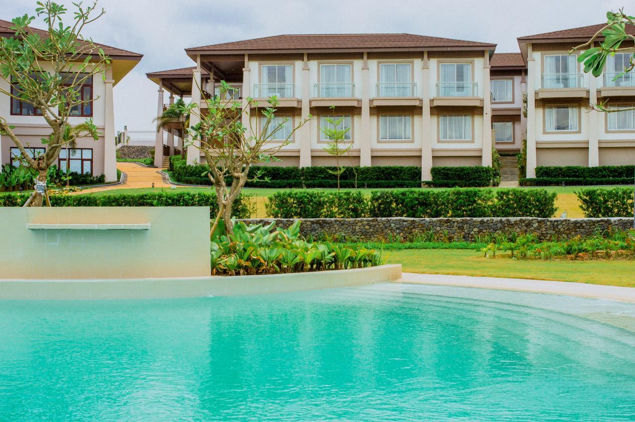 Acea Subic Beach Resort Exterior photo